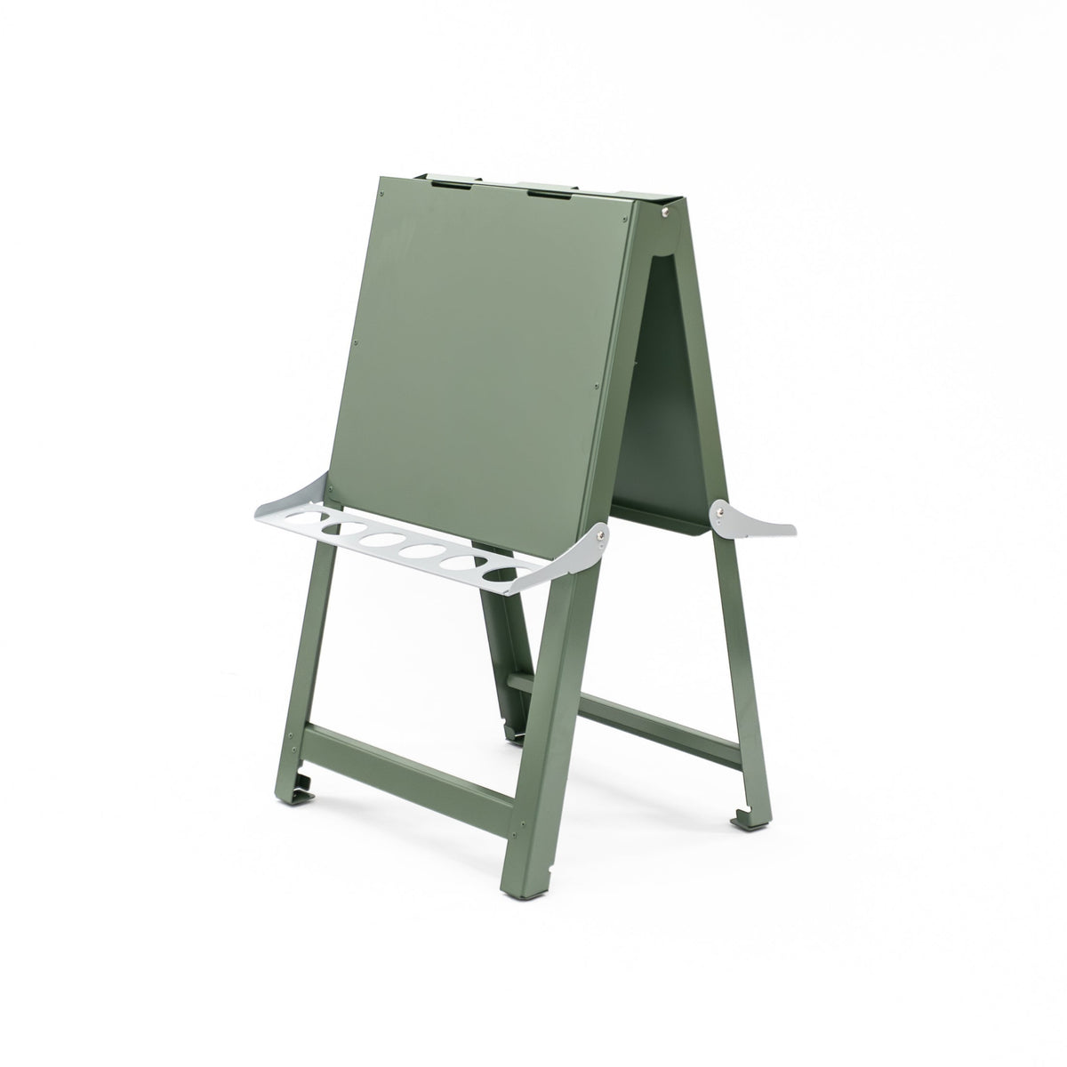Medium double-sided painting easel crafted from durable aluminium and powder-coated steel. Supports A2 paper secured by pegs or clips on each side. Spring-loaded locking pin for quick setup, with rubber feet for floor and surface protection. Suitable for indoor and outdoor use in early learning and primary school settings.
