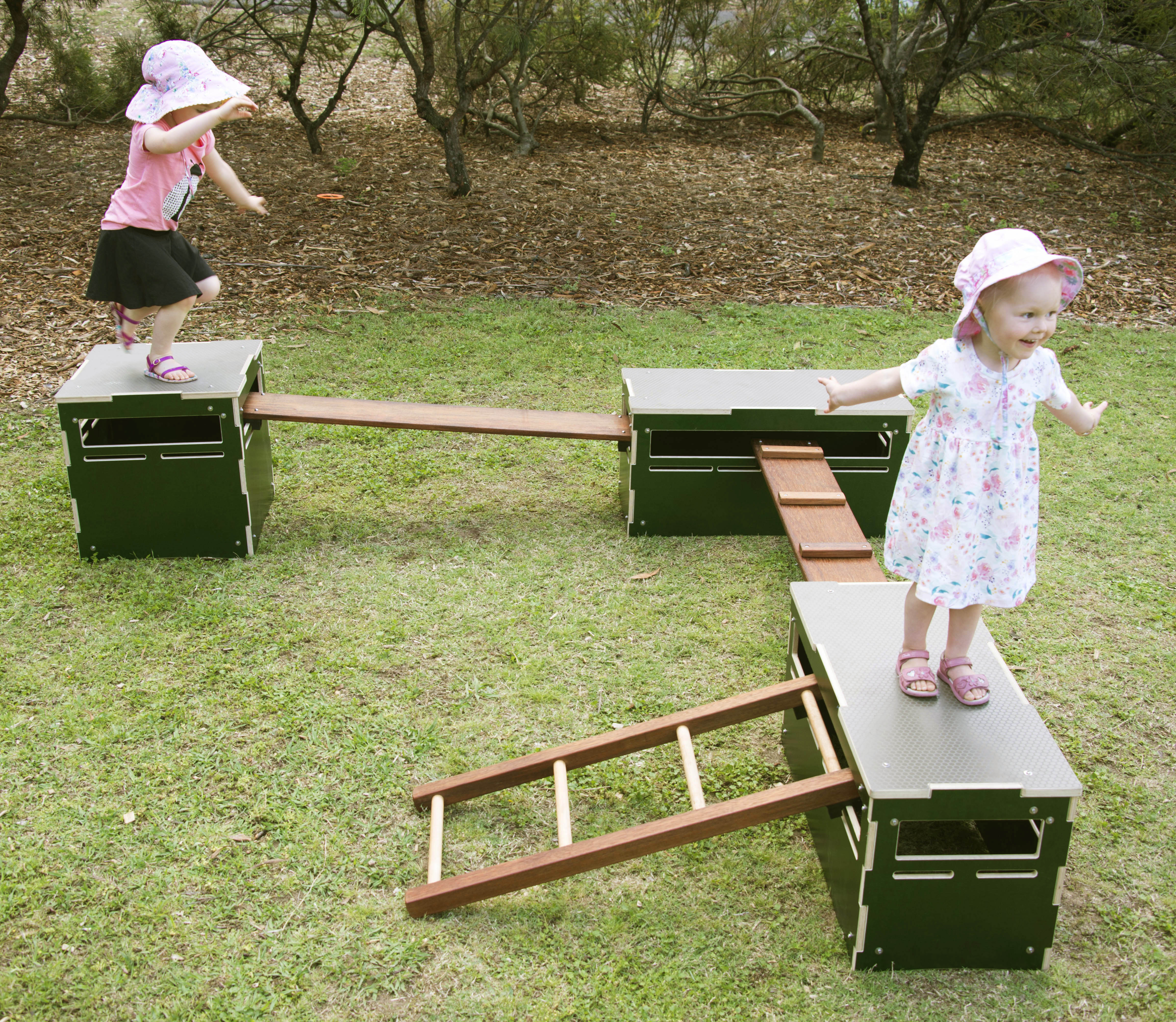 Adventure Cube Small Playset