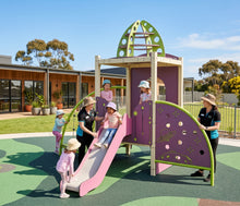 Deluxe Outer Space Single Play Pod