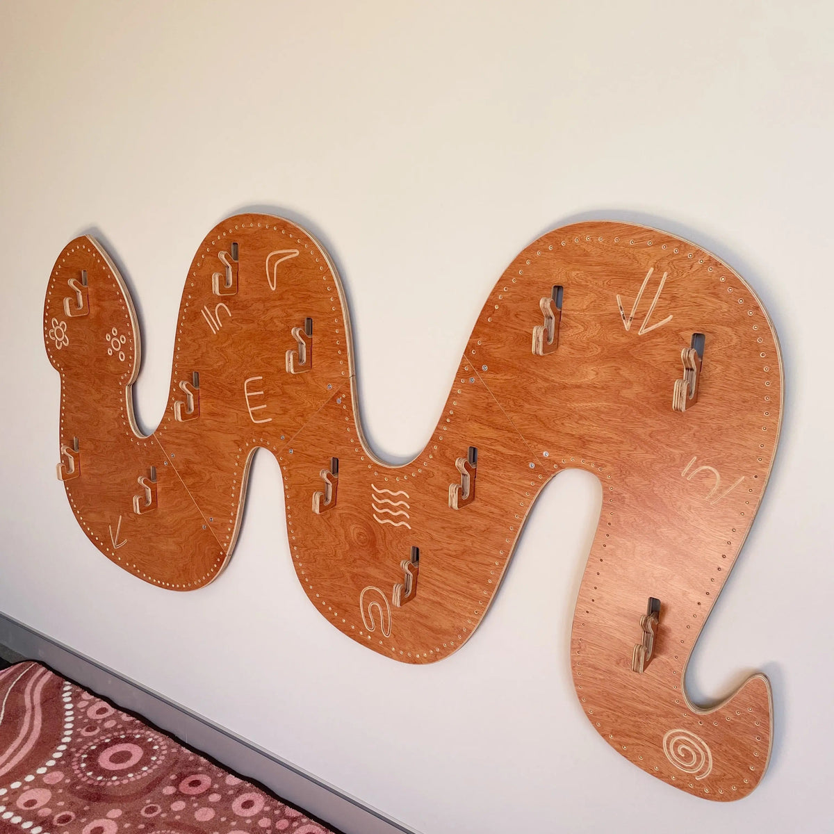 Wall Serpent Bag and Hat Hanger — fourth alternative view
