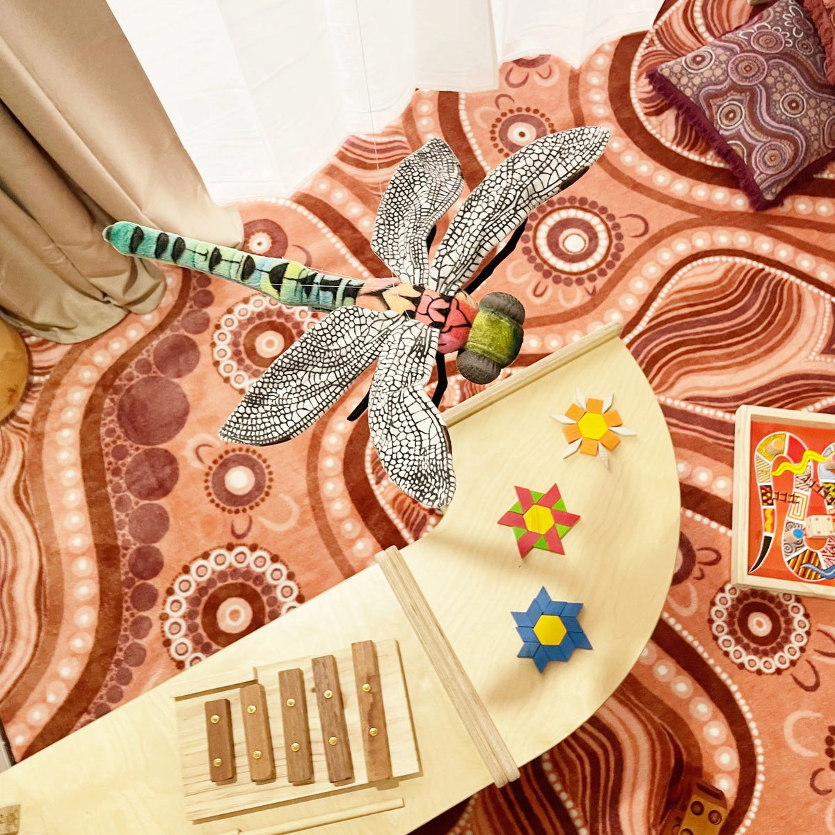 Indigenous Turtle Shelf Curved 60cm — fourth classroom view