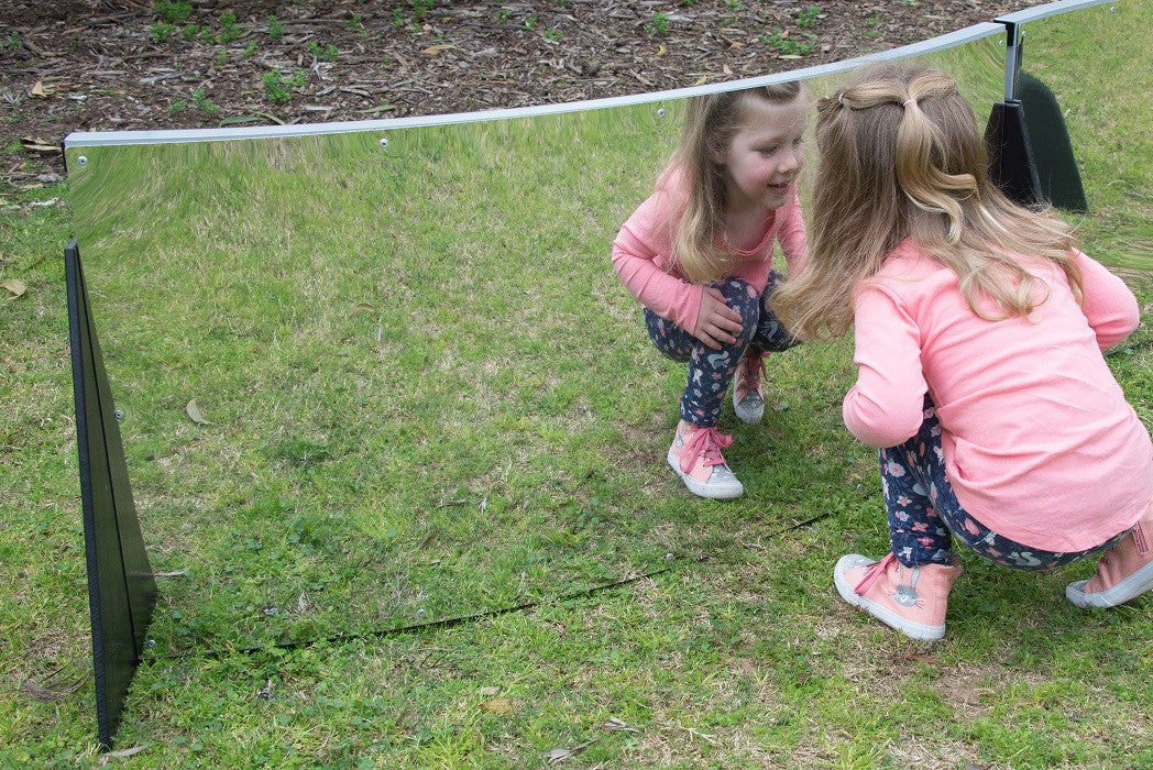 Outdoor Convex Mirror Room Divider